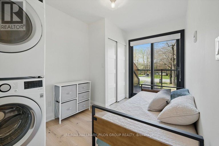 29166872/584-bayview-drive/constance-bay/ottawa/ontario/K0A3M0_29