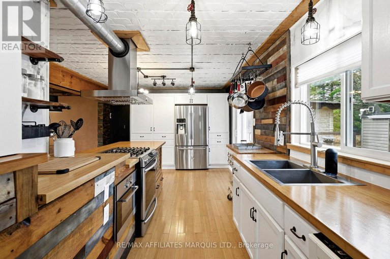 29555940/5083-aultsville-road/south-stormont-osnabruck-twp/south-stormont/ontario/K0C1M0_19