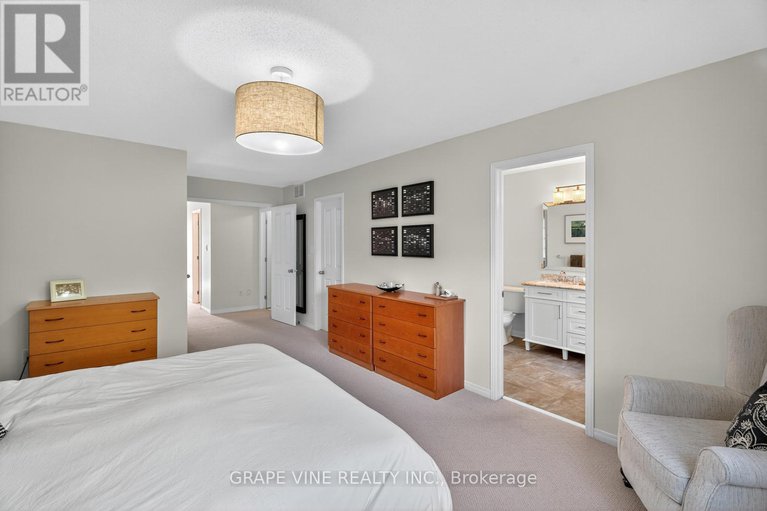 28898815/19-fieldberry-private/stonebridge/ottawa/ontario/K2J5E7_28