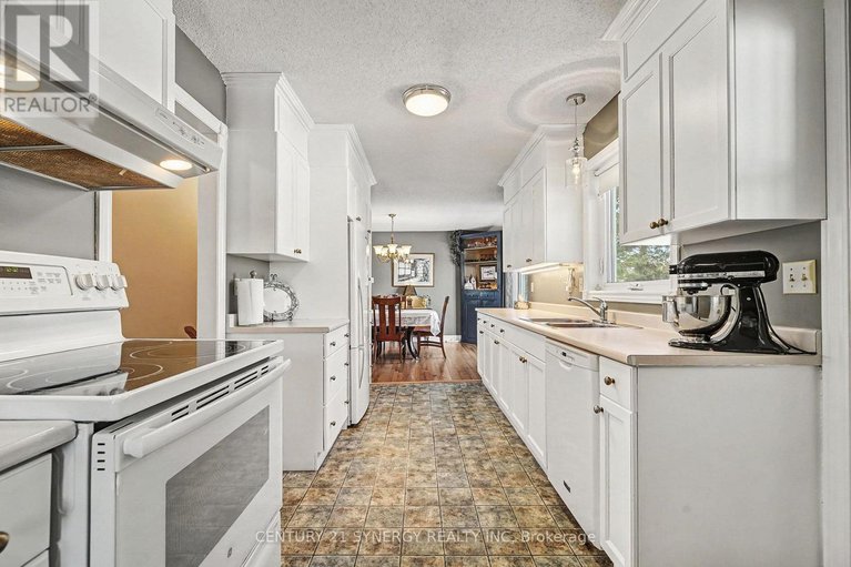 29289875/1104-drummond-concession-1-road/drummond-n-elmsley-drummond-twp/drummondnorth-elmsley/ontario/K7H3C3_10