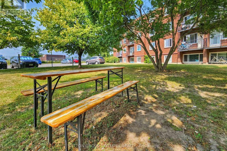 28719477/202a-2044-arrowsmith-drive/beacon-hill-south/ottawa/ontario/K1J7V8_27