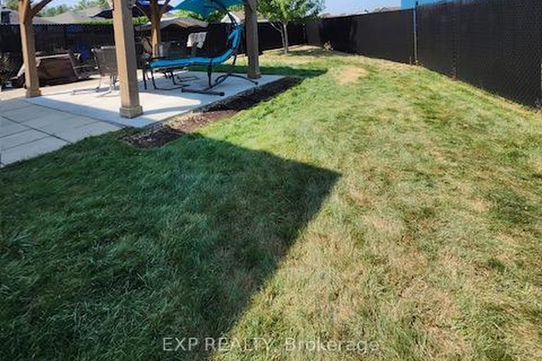 29466998/296-bonavista-street/town-of-rockland/clarence-rockland/ontario/K4K1N8_38