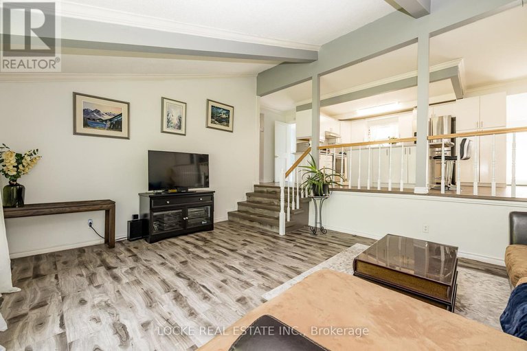 28484093/2180-old-hwy-17-highway/clarencerockland-twp/clarence-rockland/ontario/K4K1K7_5