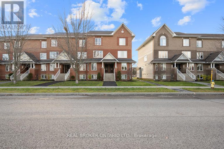 29093089/10-293-aquaview-drive/avalon-east/ottawa/ontario/K4A0B6_1