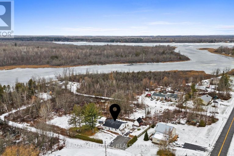 29140915/3091-cedar-beach-lane/north-grenville-twp-kemptville-south/north-grenville/ontario/K0G1J0_41