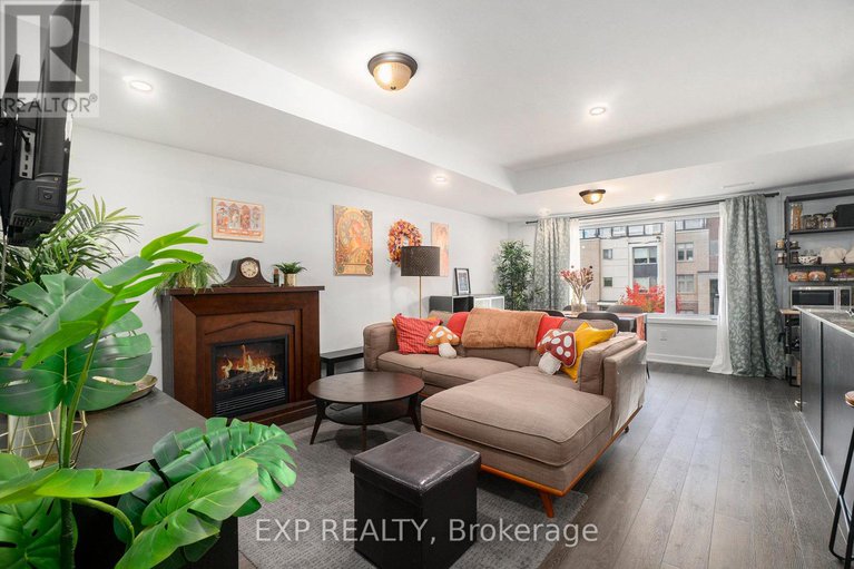 28977055/770-mikinak-road/cfb-rockcliffe-and-area/ottawa/ontario/K1K5A5_5