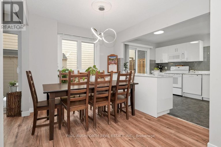 29613824/244-salter-crescent/beaverbrook/ottawa/ontario/K2K1Z2_10