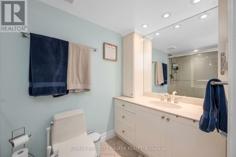 28296129/1605-160-george-street/lower-townbyward-market/ottawa/ontario/K1N9M2_22