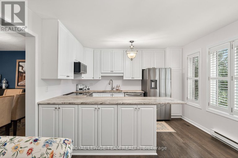 28910918/159-dunbarton-court/cardinal-glen/ottawa/ontario/K1K4L6_11