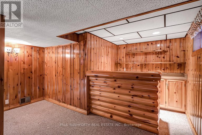 29134551/6-roundhay-drive/manordale/ottawa/ontario/K2G1B5_21