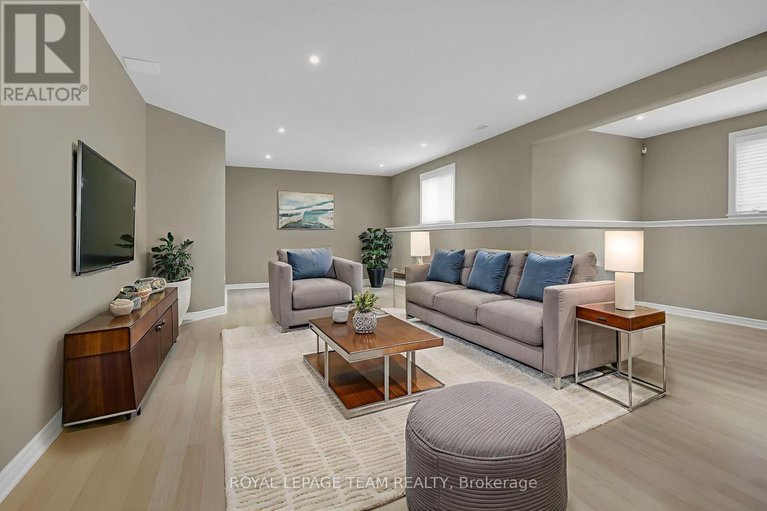 28838056/142-west-ridge-drive/stittsville-central/ottawa/ontario/K2S2H3_26