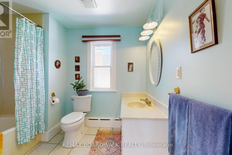 29446613/407-king-street-w/brockville/brockville/ontario/K6V3S8_26