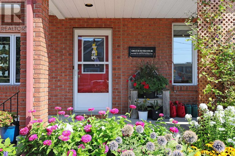 28780954/190-john-street-n/arnprior/arnprior/ontario/K7S2N9_2