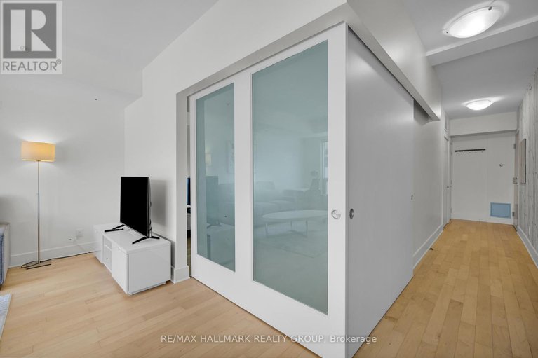 29174804/106-390-booth-street/west-centre-town/ottawa/ontario/K1R7K6_25