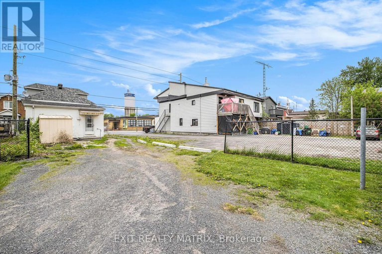 28358640/757-principale-street/casselman/casselman/ontario/K0A1M0_3