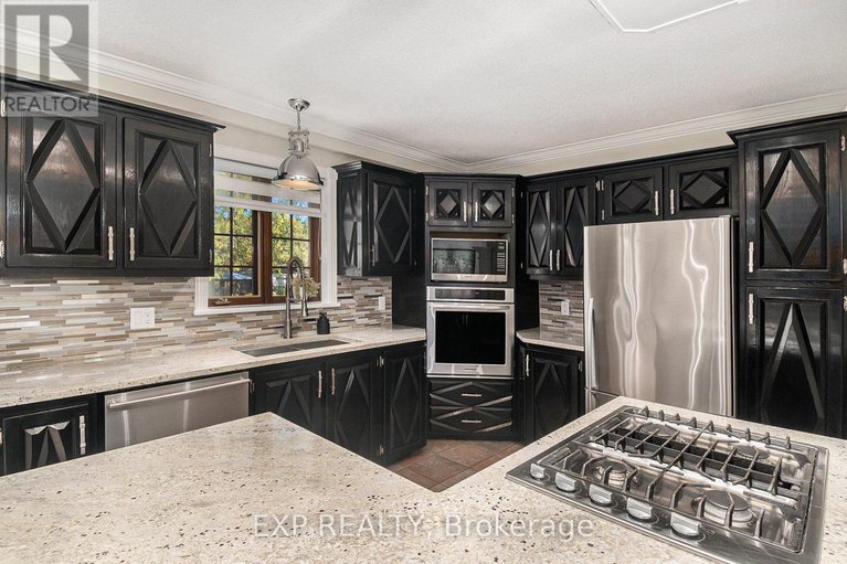28911960/1919-clark-road/clarencerockland-twp/clarence-rockland/ontario/K4K1K7_19