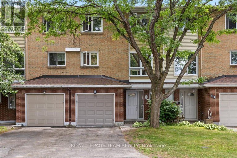 28637798/13-kedgewick-court/tanglewood/ottawa/ontario/K2G4M9_1