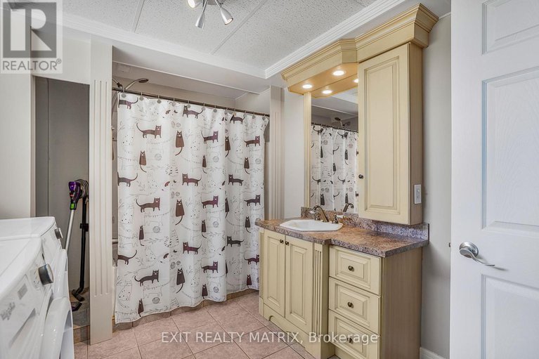 28746056/1526-sandy-hill-road/champlain-twp/champlain/ontario/K6A2R2_23