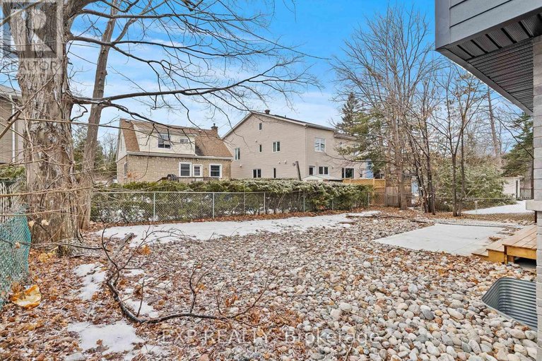 29404644/236-woodroffe-avenue-n/woodroffe/ottawa/ontario/K2A3V4_34