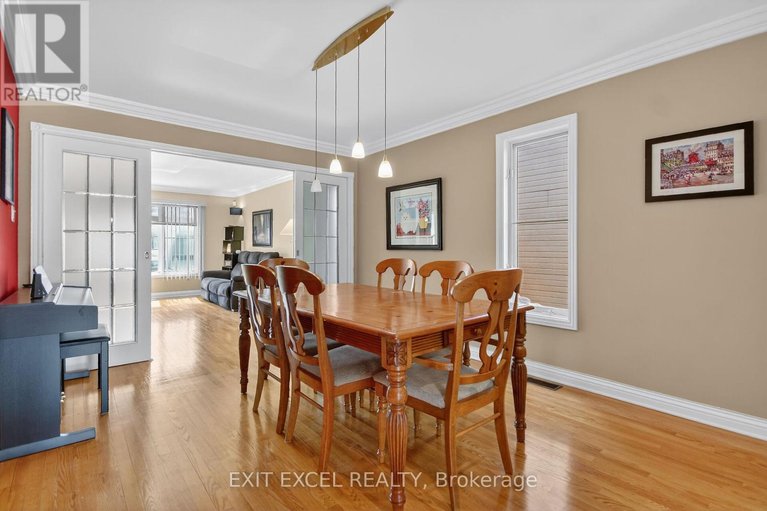 29577468/1093-b-normandy-cr-normandy-crescent/carleton-heights/ottawa/ontario/K2C0L9_10