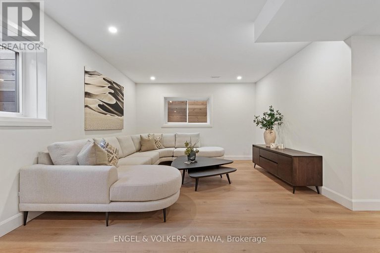 29003719/493-highcroft-avenue/westborohampton-park/ottawa/ontario/K1Z5J3_33