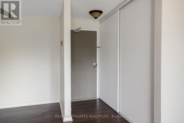28381424/307-6532-bilberry-drive/orleans-wood/ottawa/ontario/K1C4N9_4