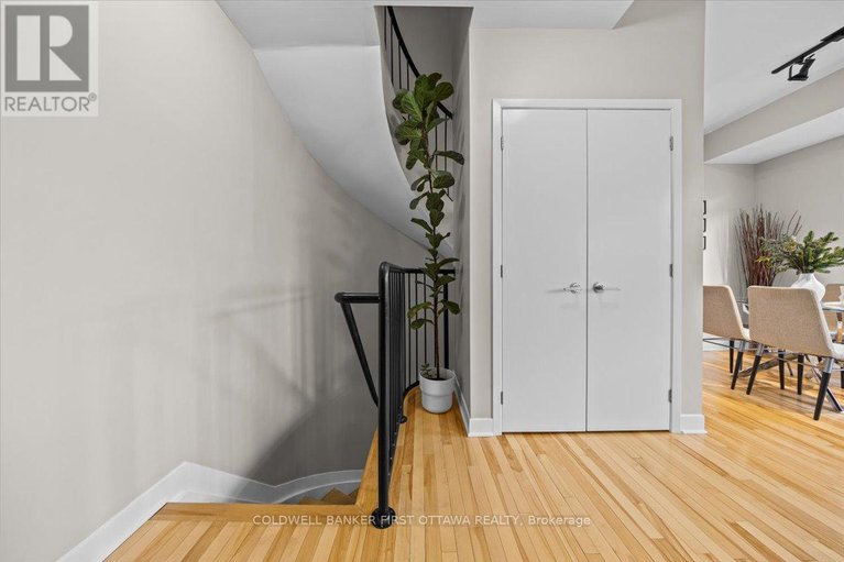 28844862/f-414-nepean-street/ottawa-centre/ottawa/ontario/K1R5G7_5