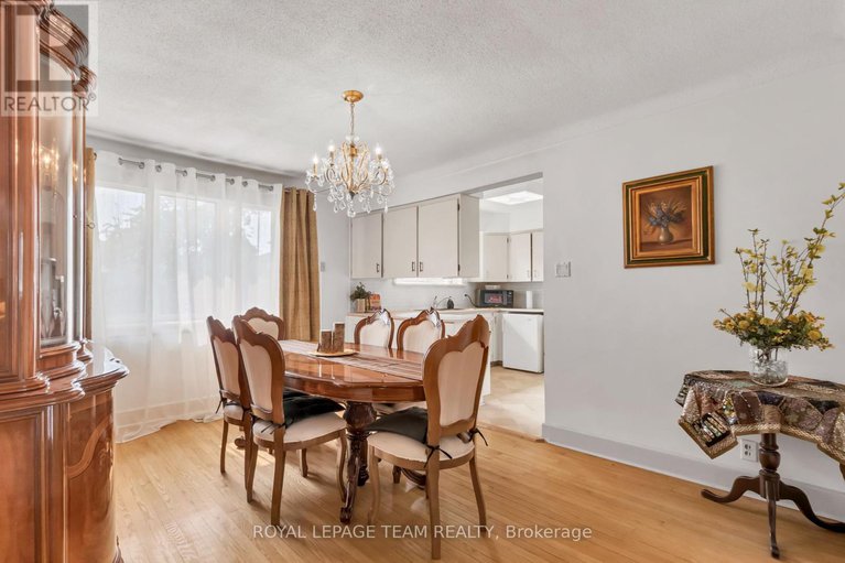 28603549/1916-alta-vista-drive/faircrest-heights/ottawa/ontario/K1H7K6_9