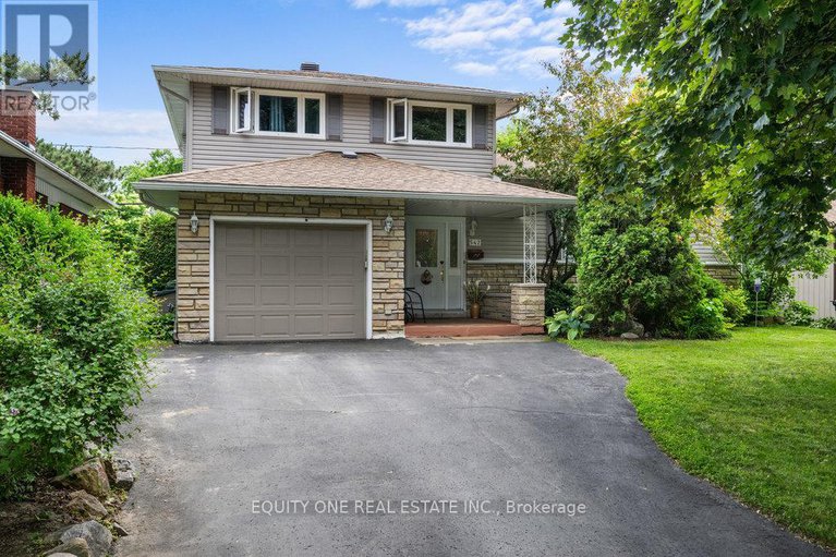28495374/542-sirois-avenue/overbrookcastle-heights/ottawa/ontario/K1K1H4_1