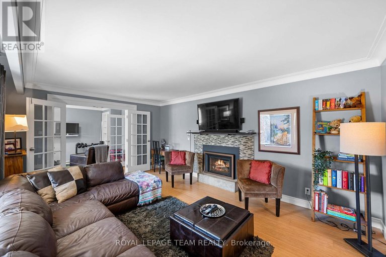 29669851/1986-fairbanks-avenue/alta-vistafaircrest-heights/ottawa/ontario/K1H5Y6_6