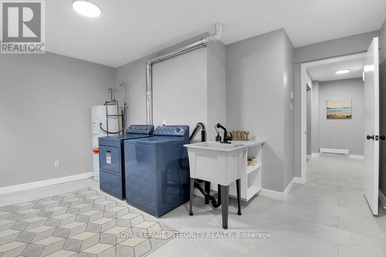 29079650/3-ashwick-court/craig-henrywoodvale/ottawa/ontario/K2G3S4_28