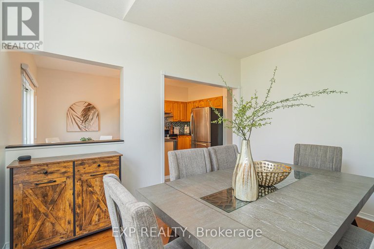 28394255/1091-rocky-harbour-crescent/riverside-southgloucester-glen/ottawa/ontario/K1V1V4_18