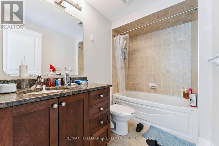 28623429/204-200-besserer-street/sandy-hill/ottawa/ontario/K1N0A7_16