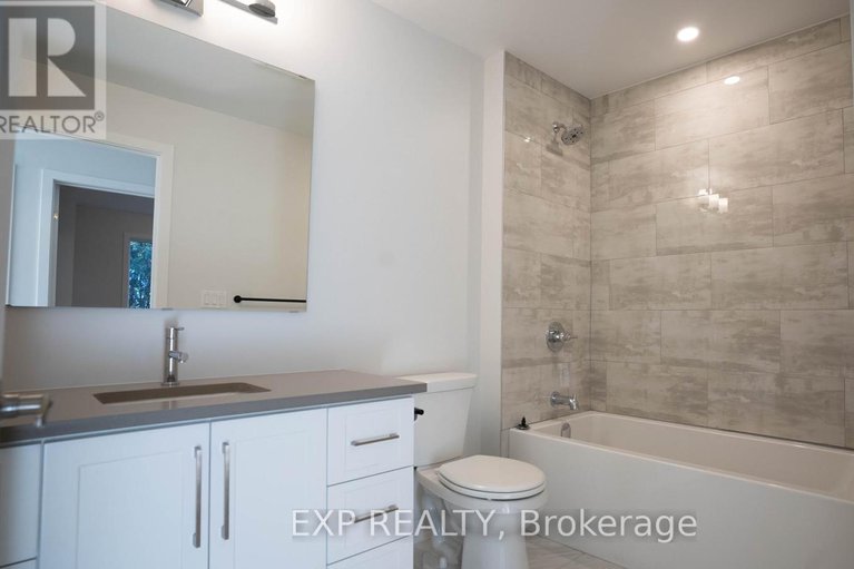 29404644/236-woodroffe-avenue-n/woodroffe/ottawa/ontario/K2A3V4_12