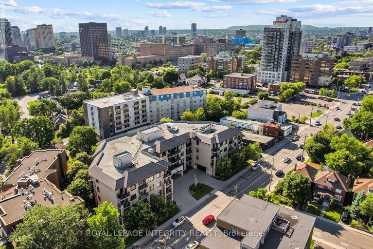 28630905/114-808-bronson-avenue/dows-lake/ottawa/ontario/K1S5A4_26