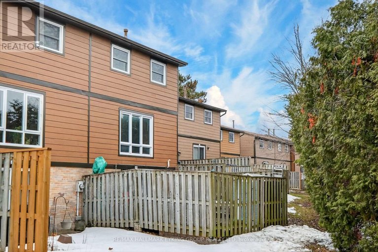 29566260/10-6265-castille-court/convent-glen-south/ottawa/ontario/K1C1X4_46