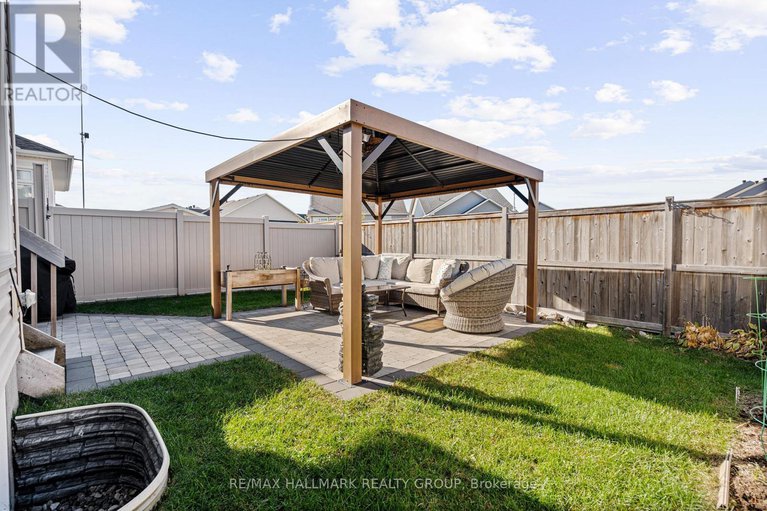 29046971/211-maygrass/remainder-of-stittsville-area/ottawa/ontario/K2S2K5_28