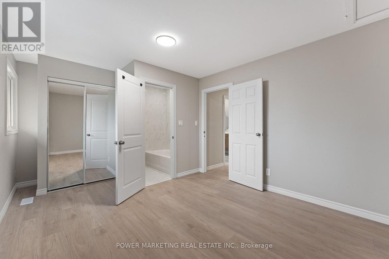28999167/1566-feather-lane/sawmill-creektimbermill/ottawa/ontario/K1T1V4_16