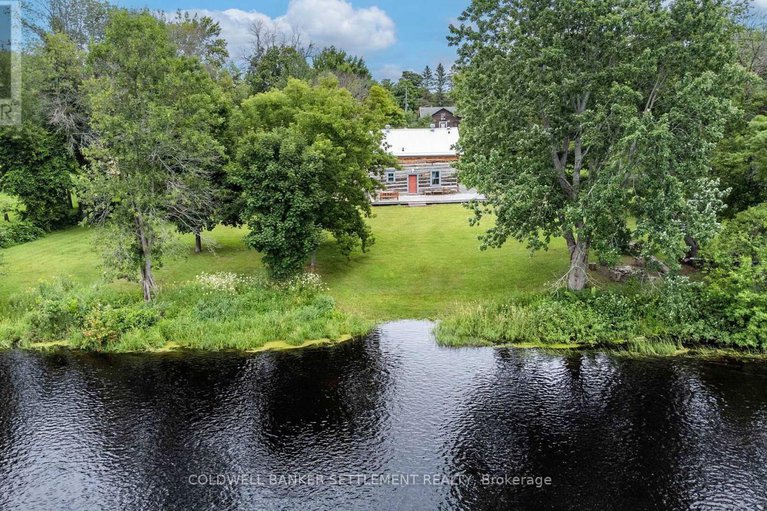 28828935/1332-ferguson-falls-road/drummond-n-elmsley-drummond-twp/drummondnorth-elmsley/ontario/K0G1K0_44