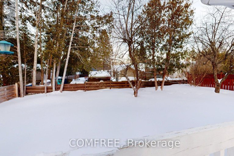 29409348/146-old-colony-road/glencairnhazeldean/ottawa/ontario/K2L1M4_25
