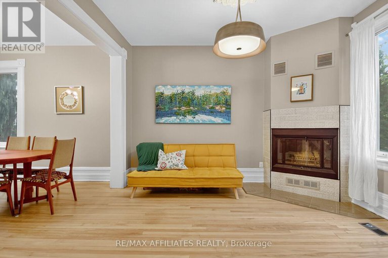 28967487/31-fourth-avenue/glebe/ottawa/ontario/K1S2L1_7