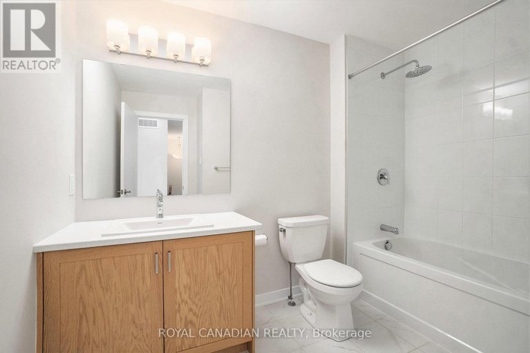 28892633/93-pizzicato-street/mer-bleuebradley-estatesanderson-park/ottawa/ontario/K1W0S3_18