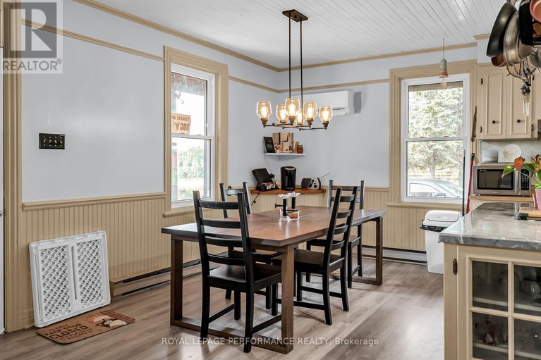 28622268/19943-county-18-road/south-glengarry-charlottenburgh-twp/south-glengarry/ontario/K0C2J0_9