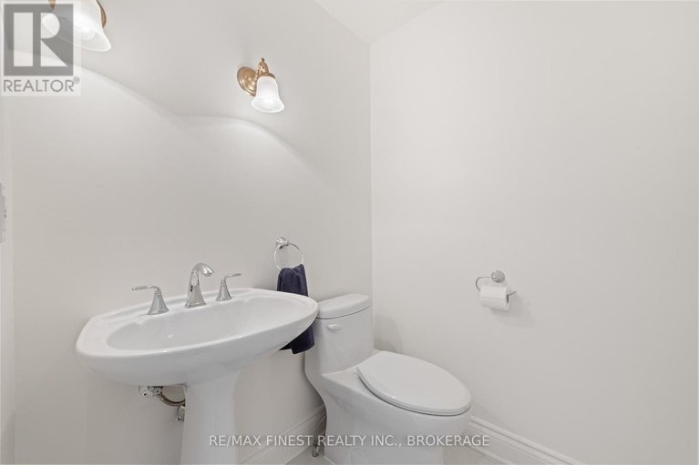 28682071/5-111-echo-drive/ottawa-east/ottawa/ontario/K1S5K8_13