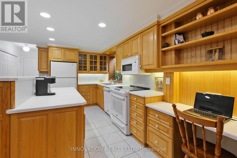 28392162/7-colville-court/beaverbrook/ottawa/ontario/K2K1A9_18