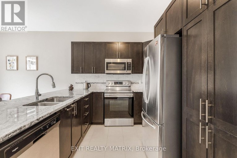 28616703/682-decoeur-drive/avalon-west/ottawa/ontario/K4A1H1_12
