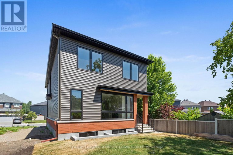 28450244/279-enclave-walk/mer-bleuebradley-estatesanderson-park/ottawa/ontario/K1W0J5_45