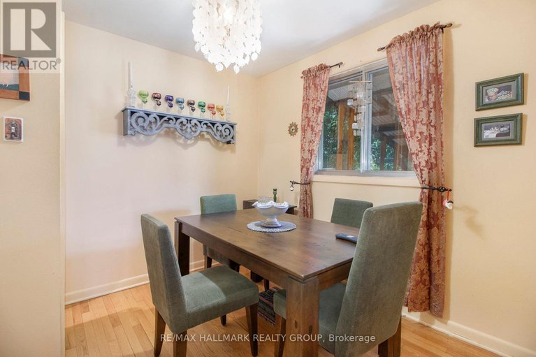 28476380/1036-gill-avenue/elmvale-acresurbandale/ottawa/ontario/K1G2R3_10