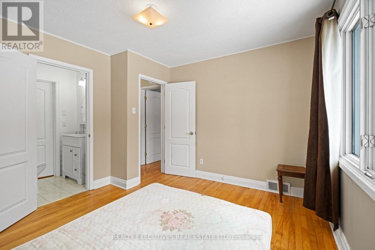 29240395/7725-lawrence-street/vernon/ottawa/ontario/K0A3J0_24