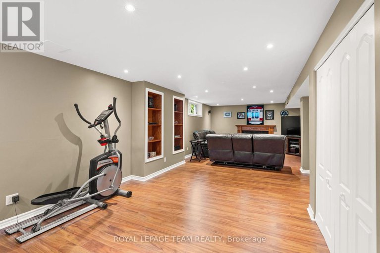 28577320/7-ash-valley-avenue/barrhaven-east/ottawa/ontario/K2G6V3_35